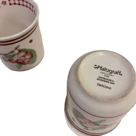 PFALTZGRAFF Delicious Retired Apples Cherries Set of 3 Mugs Coffee Cups - Picture 5 of 5